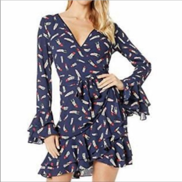 NWT New Bebe Denise Rufffled Navy Blue Wrap Dress Lipstick Print Sz  10 - Picture 2 of 16